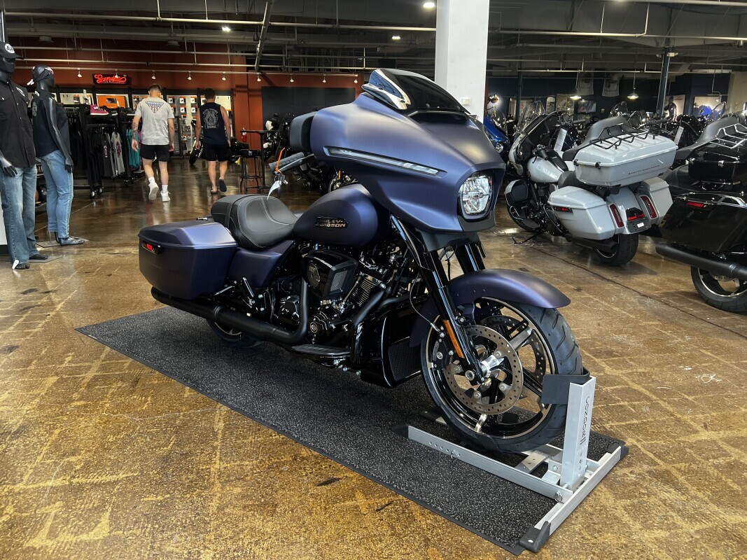 FLHX 2000 Street Glide