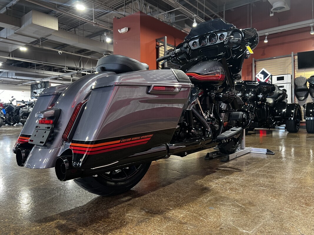 Harley-Davidson CVO Street Glide 2020 FLHXSE GRAY - Photo 9