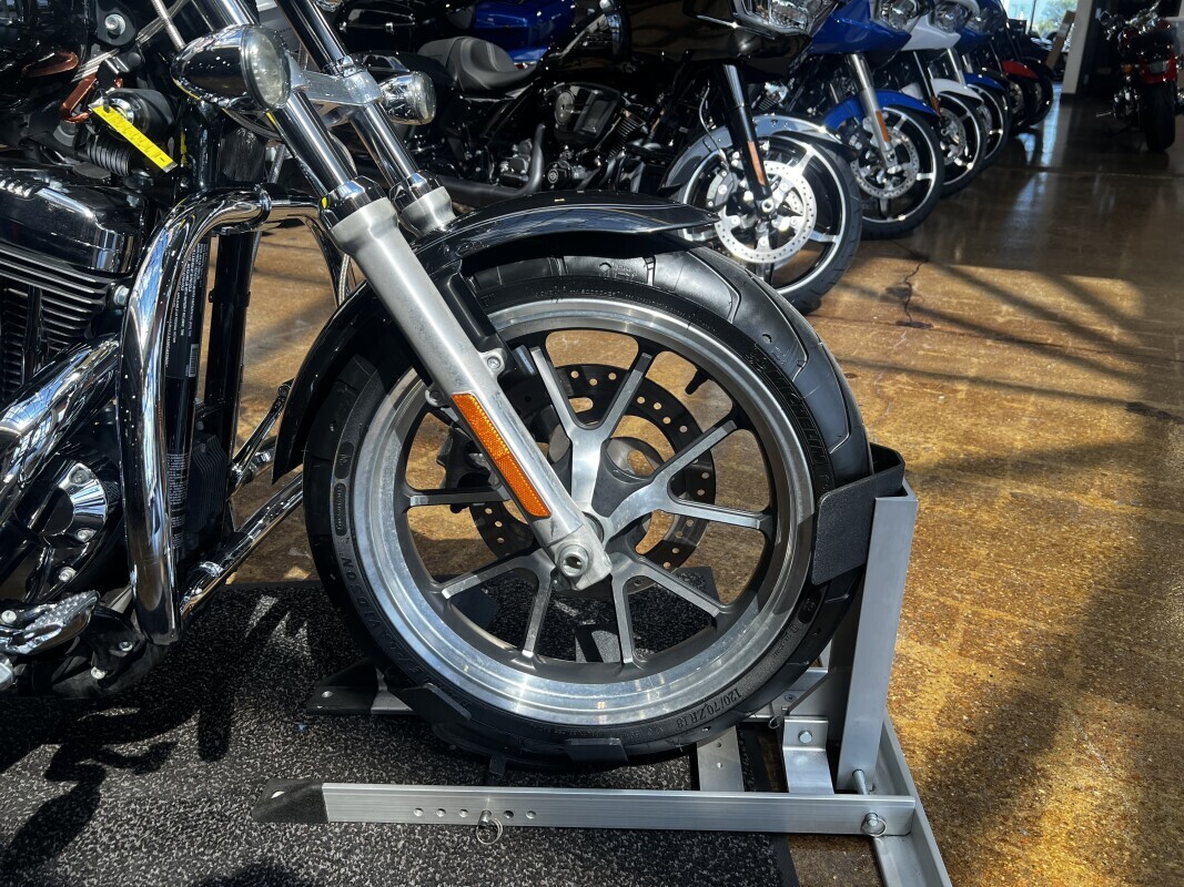 Harley-Davidson SuperLow 1200T 2015 XL1200T BLACK - Photo 2