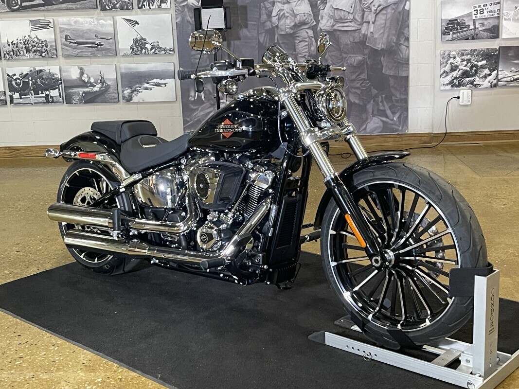 Harley-Davidson Breakout 2025 FXBR MDNGHT FIRSTORM