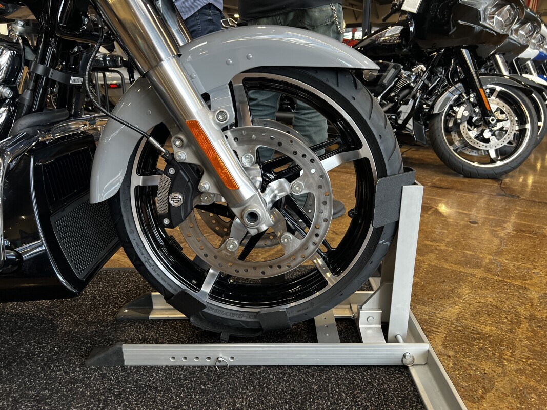 Harley-Davidson Road Glide 2025 FLTRX BILLIARD GRAY - Photo 2