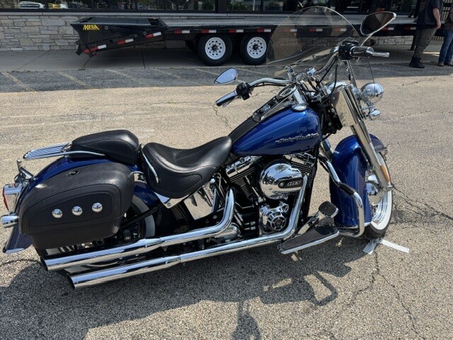 Harley-Davidson Softail Deluxe 2016 FLSTN BLUE - Photo 2