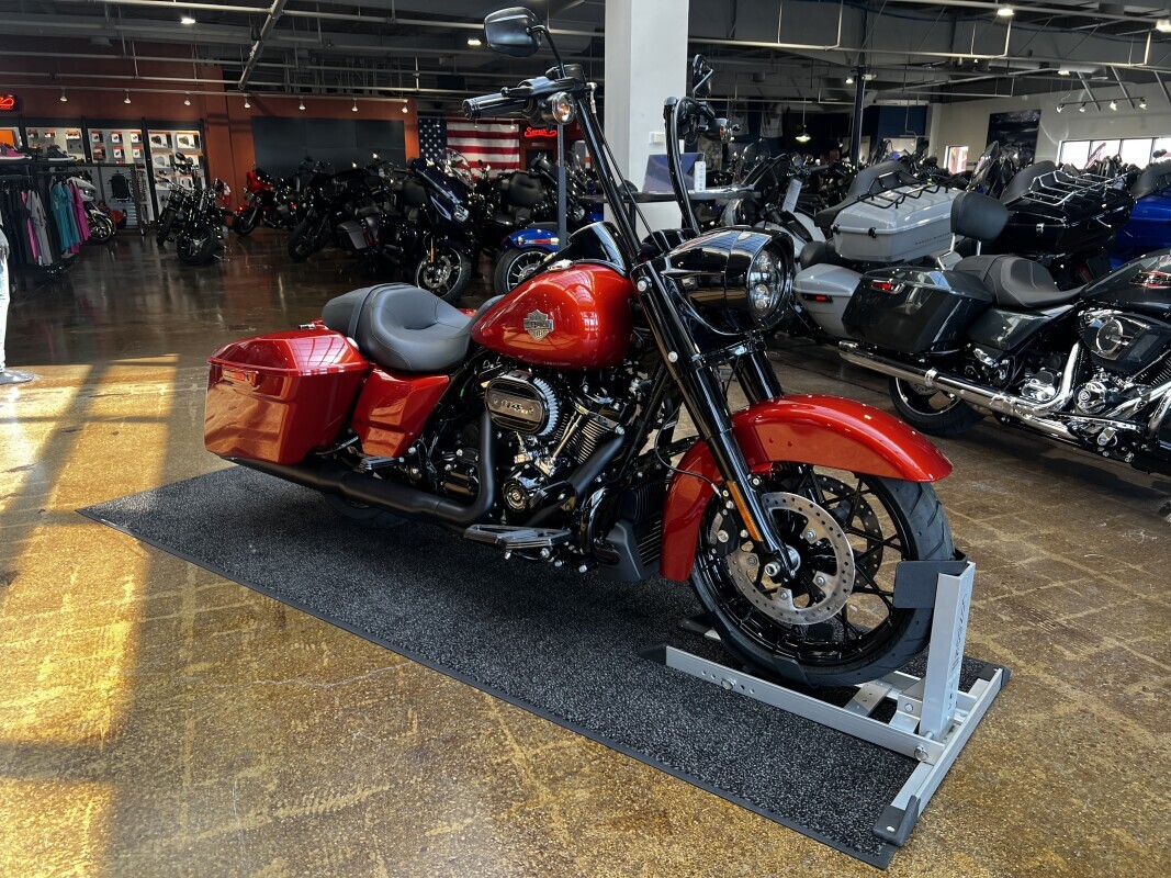 Harley-Davidson Road King Special 2025 FLHRXS WHISKEY FIRE