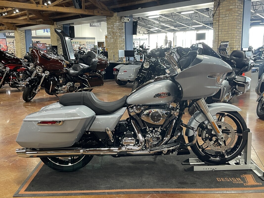 Harley-Davidson Road Glide 2025 FLTRX ATLAS SILVER - Photo 5