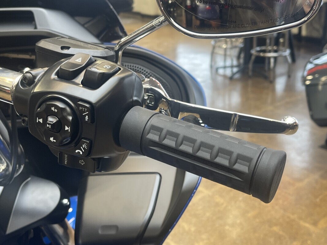 Harley-Davidson Road Glide 2025 FLTRX BLUE BURST - Photo 3
