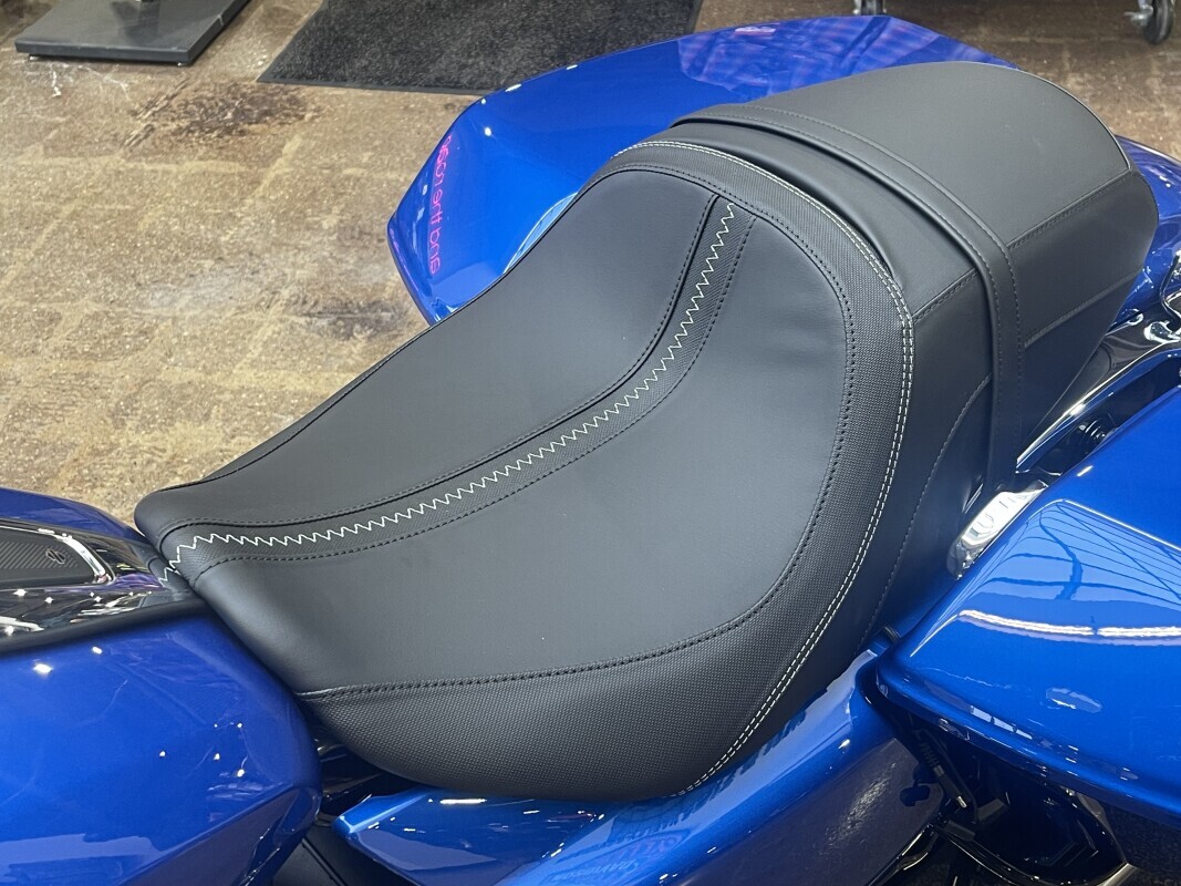 Harley-Davidson Road Glide 2025 FLTRX BLUE BURST - Photo 10