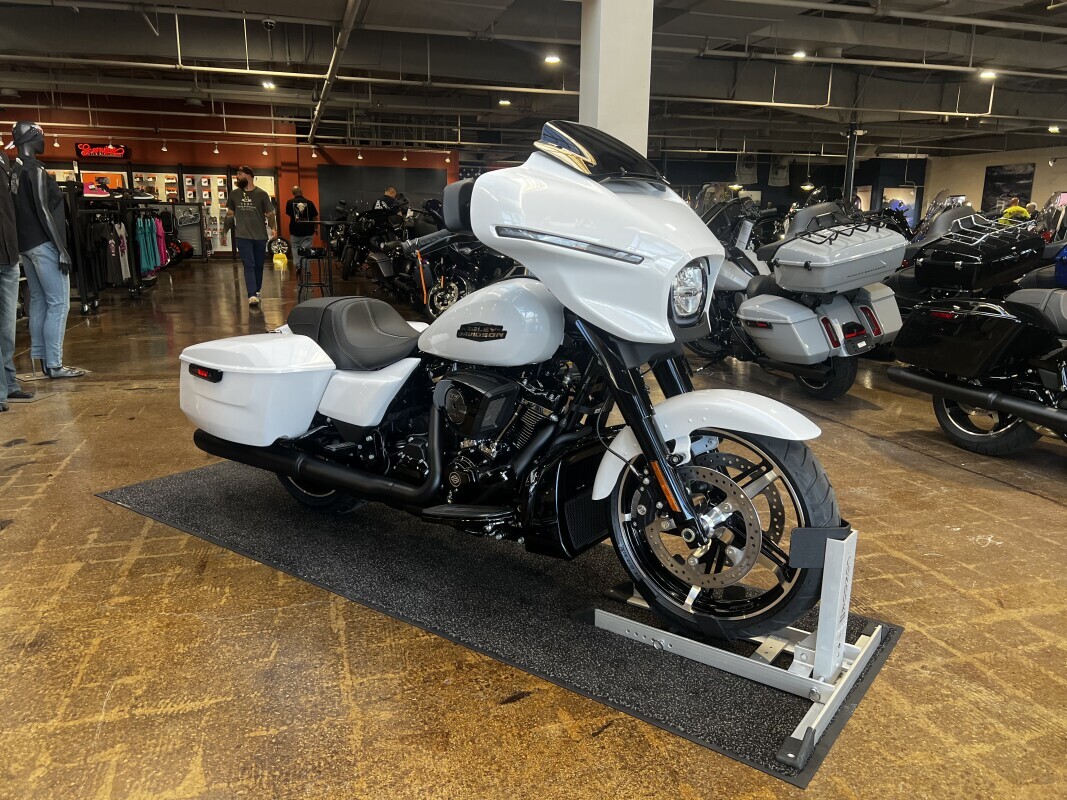 FLHX 2000 Street Glide