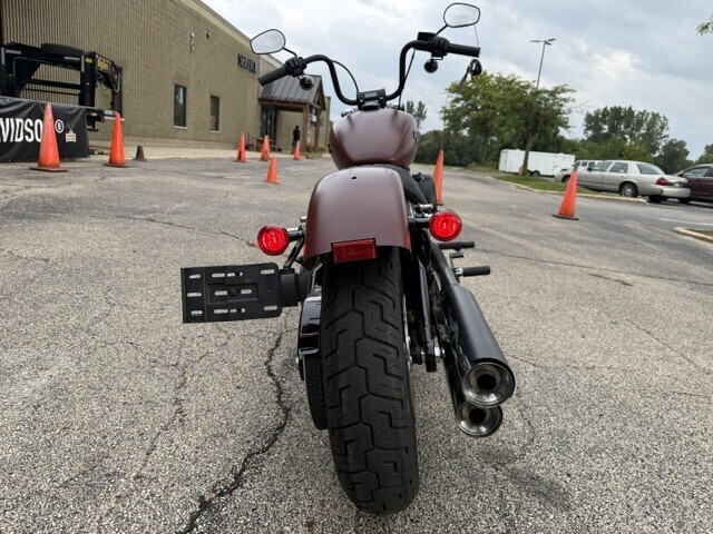 Harley-Davidson Street Bob 2018 FXBB RED IRON DENIM - Photo 3