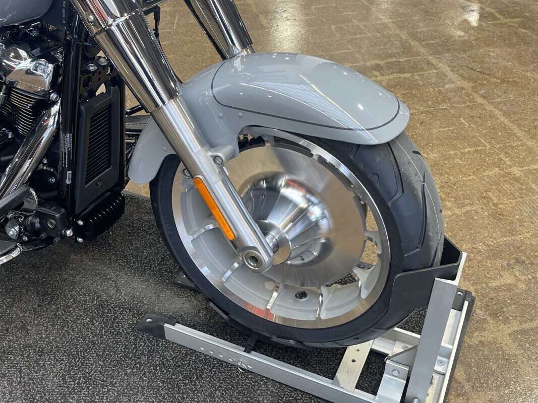 Harley-Davidson Fat Boy 2025 FLFB BILLIARD GRAY - Photo 2