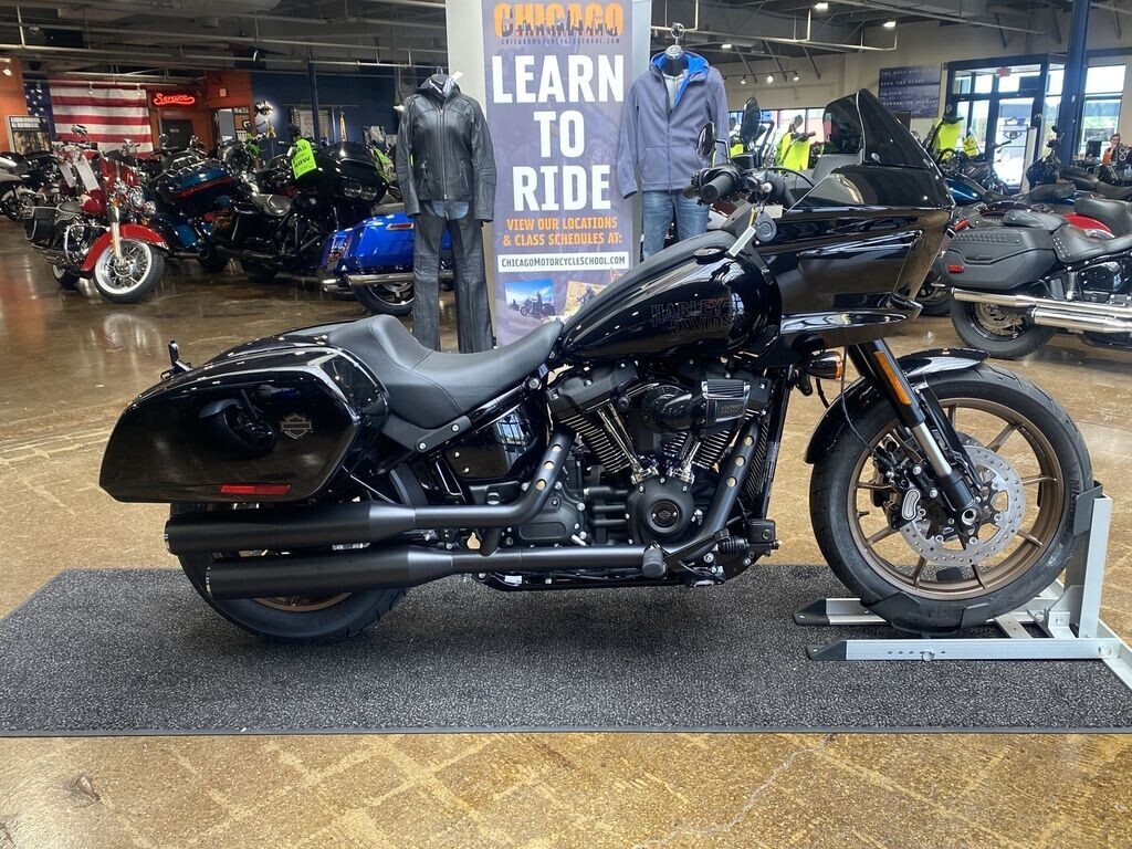 Harley-Davidson Low Rider ST 2024 FXLRST VIVID BLACK - Photo 5