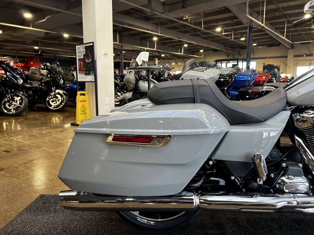 Harley-Davidson Road Glide 2025 FLTRX BILLIARD GRAY - Photo 6