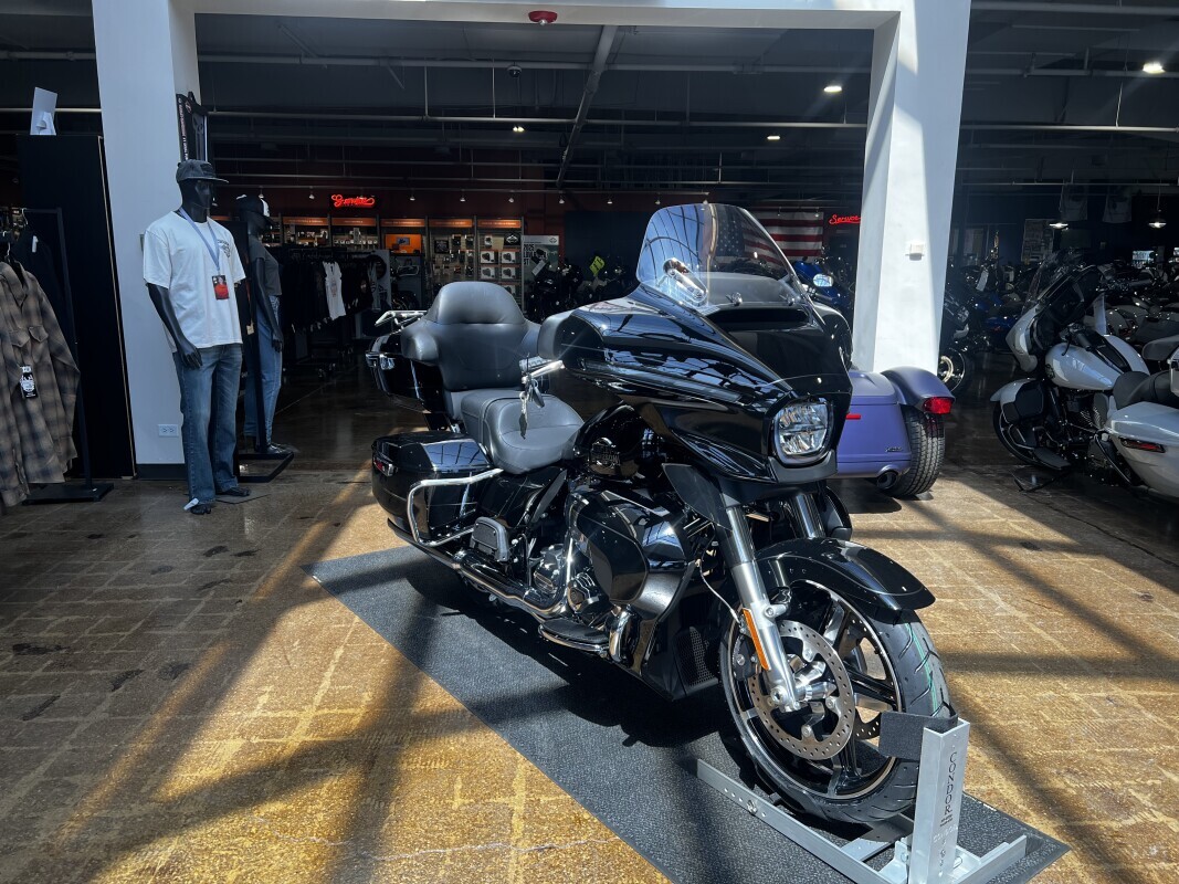 FLHXU 2000 Street Glide Ultra