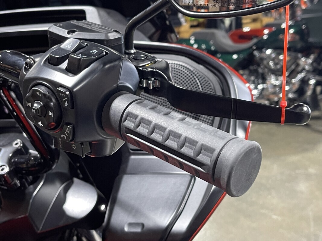 Harley-Davidson Road Glide 2025 FLTRX WHISKEY FIRSTORM - Photo 3