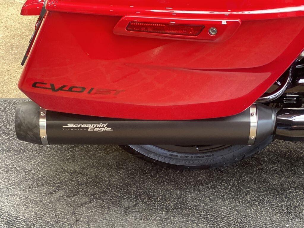 Harley-Davidson CVO Road Glide ST 2025 FLTRXSTSE RALLY RED - Photo 7