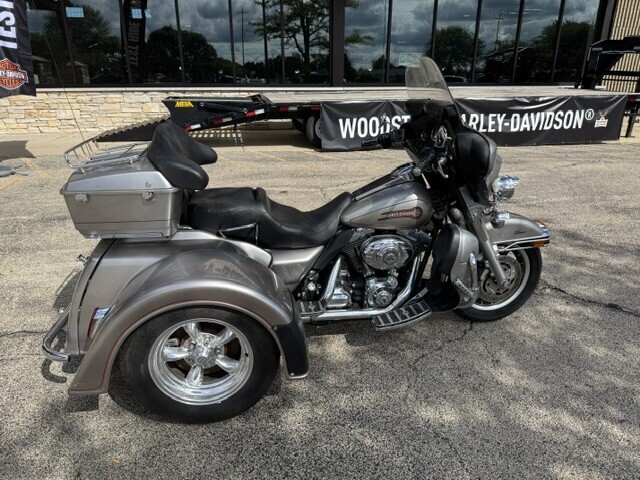 Harley-Davidson Electra Glide Classic 2007 FLHTC PEWTER - Photo 2