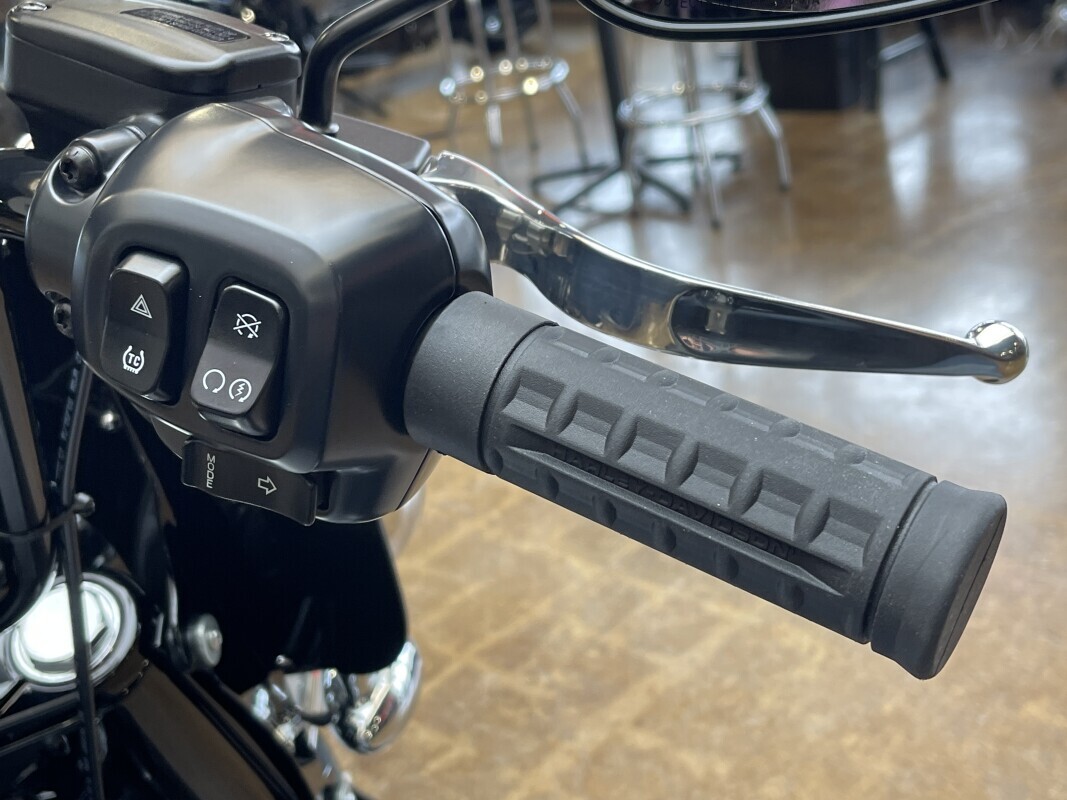 Harley-Davidson Heritage Classic 2025 FLHC BILLIARD GRAY - Photo 3