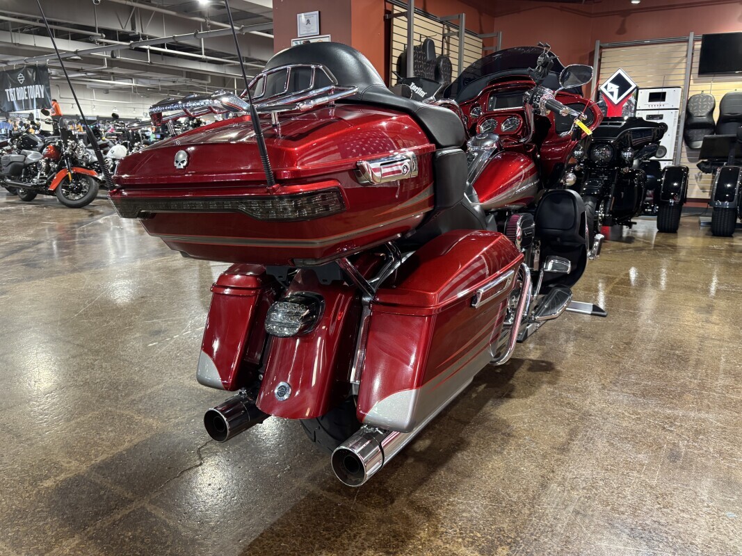 Harley-Davidson CVO Road Glide Ultra 2016 FLTRUSE RUBY RED/PALLADIUM - Photo 9