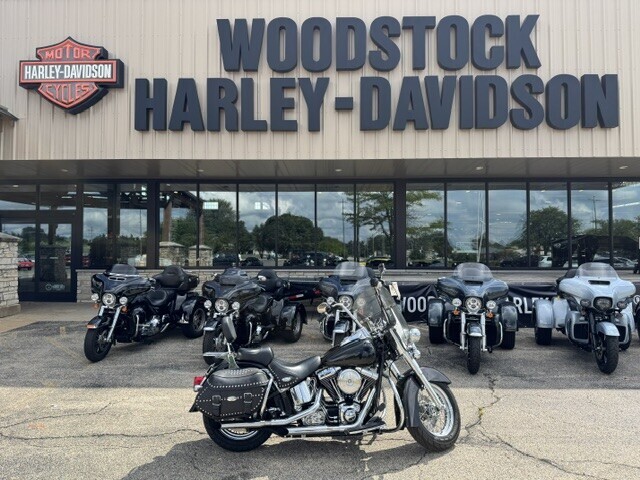 Harley-Davidson Heritage Softail Classic 2003 FLSTC BLACK