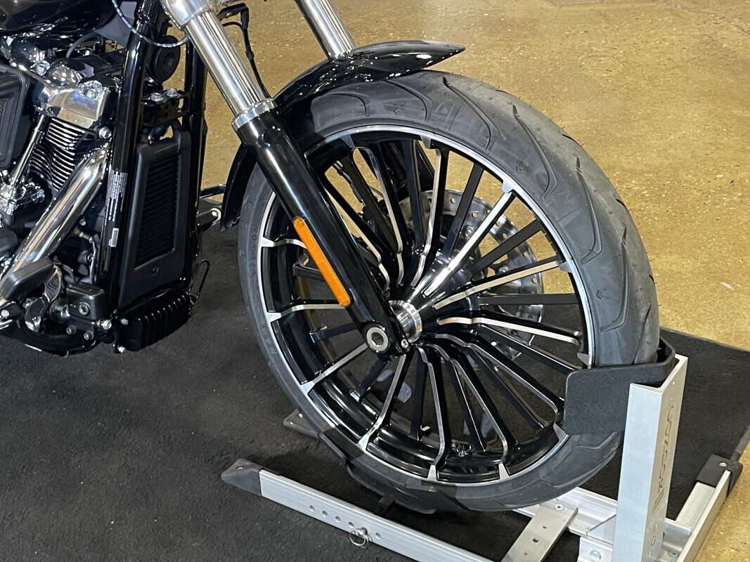 Harley-Davidson Breakout 2025 FXBR MDNGHT FIRSTORM - Photo 2