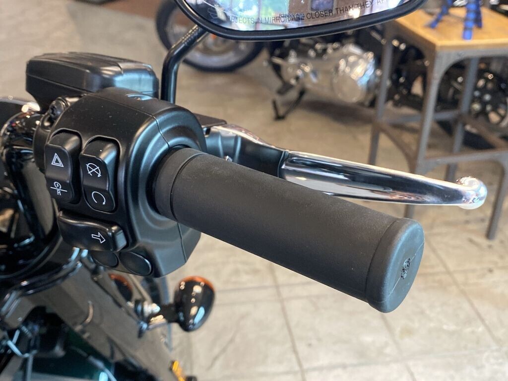 Harley-Davidson Freewheeler 2024 FLRT ALPINE GRN/BLK - Photo 3