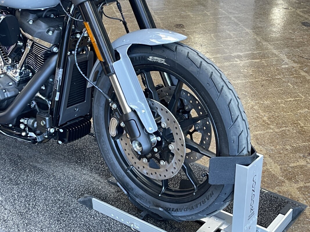 Harley-Davidson Low Rider S 2025 FXLRS BILLIARD GRAY - Photo 2