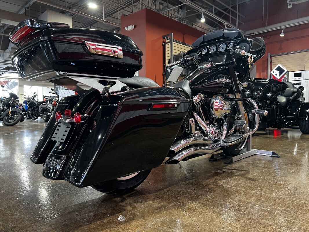 Harley-Davidson Street Glide Special 2016 FLHXS BLACK - Photo 9