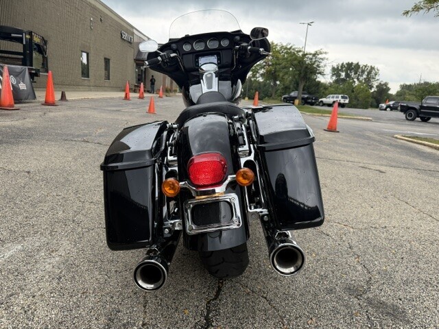 Harley-Davidson Electra Glide Standard 2019 FLHT BLACK - Photo 3