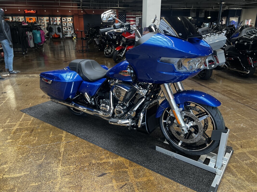 Harley-Davidson Road Glide 2025 FLTRX BLUE BURST