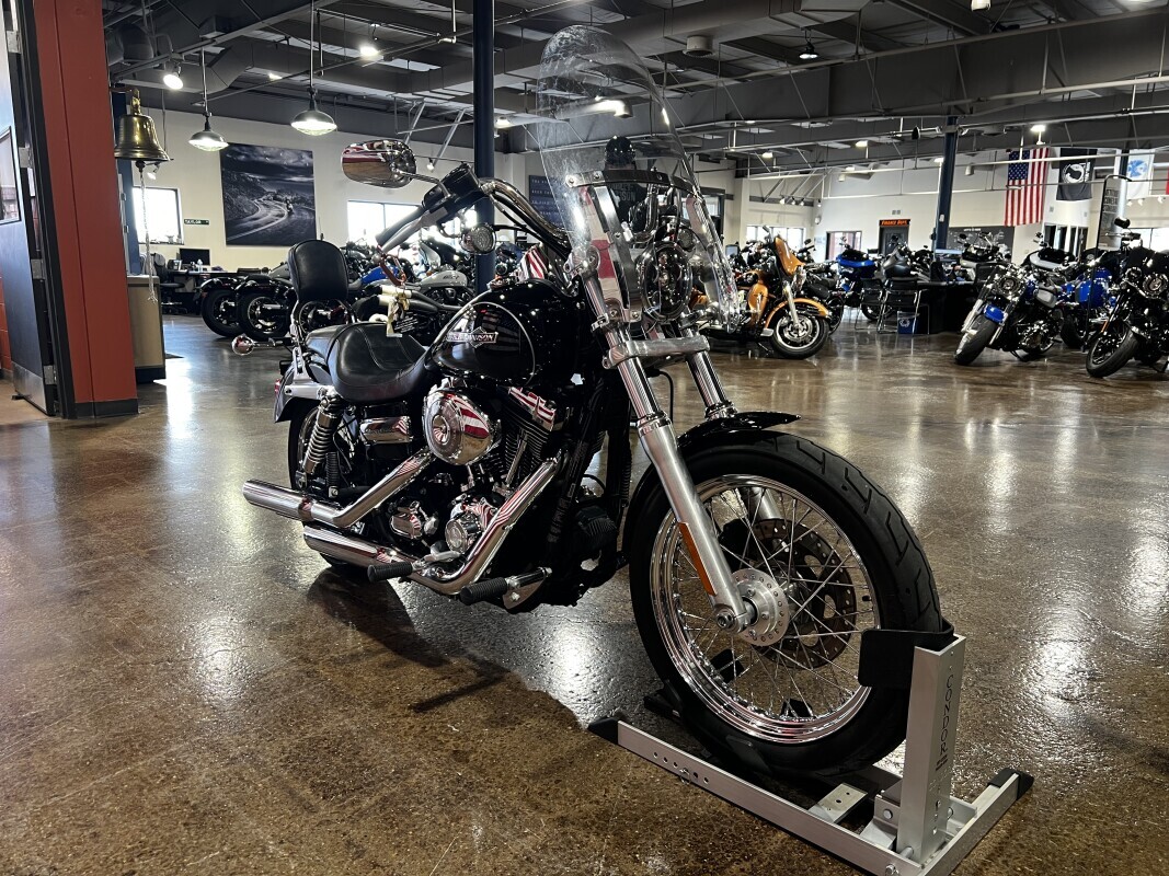 FXDC 2000 Super Glide Custom