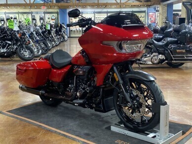 Harley-Davidson CVO Road Glide ST 2025 FLTRXSTSE RALLY RED