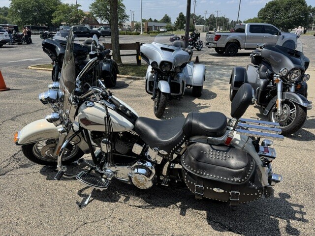 Harley-Davidson Heritage Softail Classic 2000 FLSTC WHITE - Photo 4