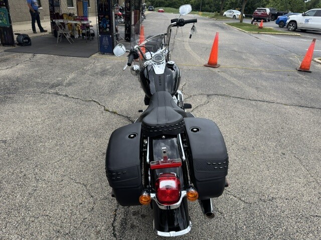 Harley-Davidson Heritage Classic 114 2024 FLHCS BLACK - Photo 3