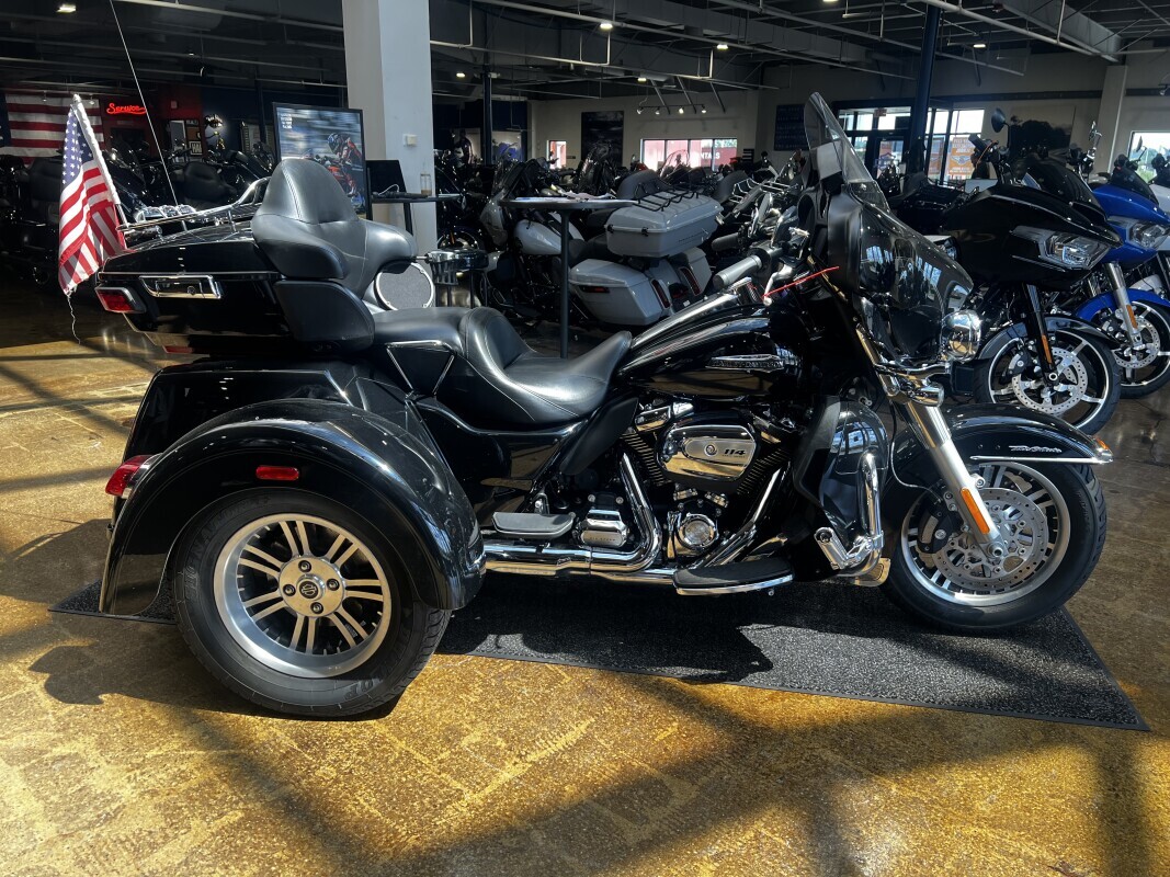 Harley-Davidson Tri Glide Ultra 2019 FLHTCUTG BLACK - Photo 5