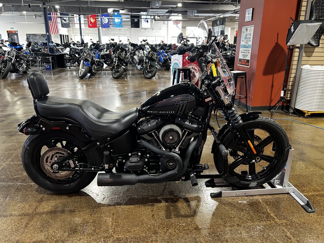 Harley-Davidson Street Bob 114 2024 FXBBS BLACK - Photo 3