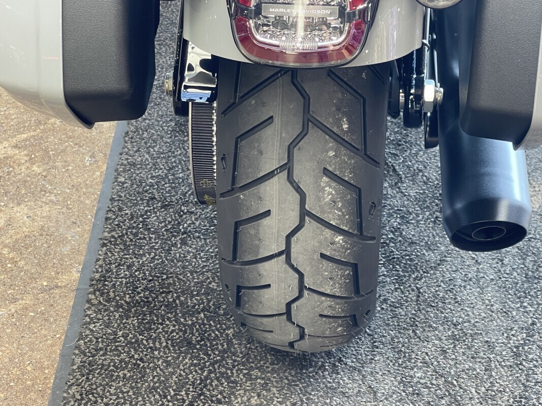 Harley-Davidson Low Rider ST 2025 FXLRST BILLIARD GRAY - Photo 9