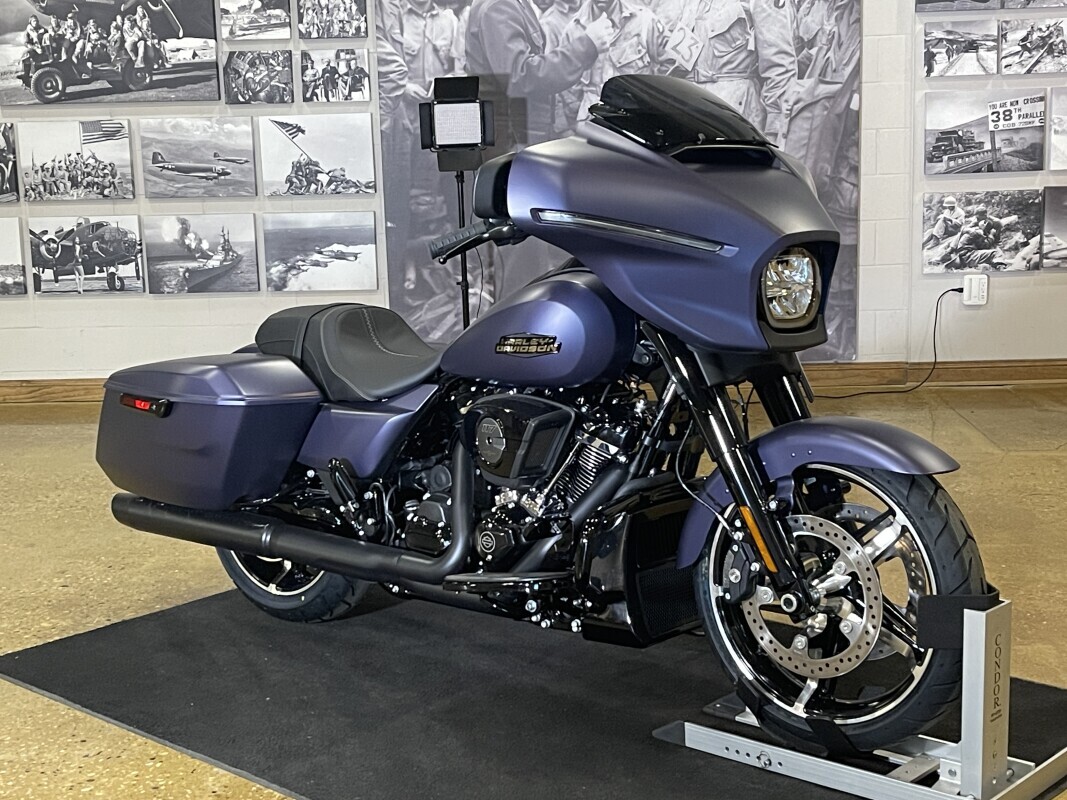 Harley-Davidson Street Glide 2025 FLHX PRPL ABYSS DNM