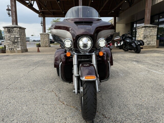 Harley-Davidson Tri Glide Ultra 2018 FLHTCUTG TWTDCHRY/SLVFRN - Photo 5