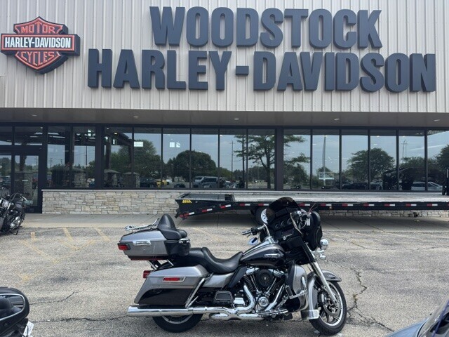 Harley-Davidson Electra Glide Ultra Classic 2017 FLHTCU SILVER/BLACK