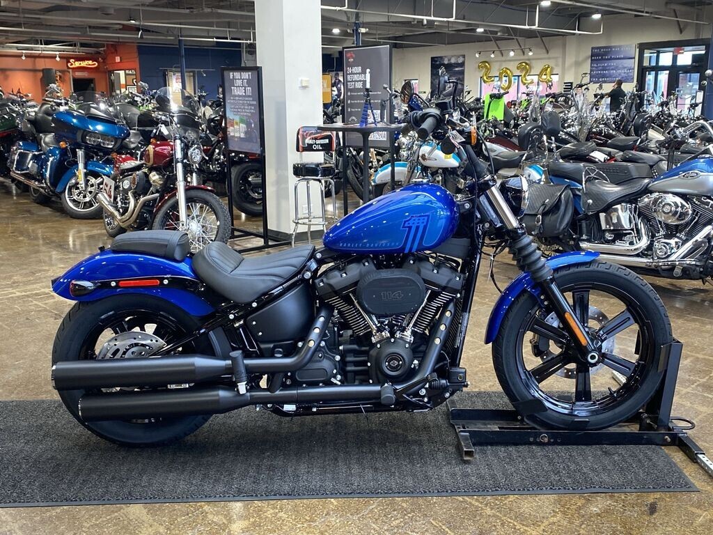 Harley-Davidson Street Bob 114 2024 FXBBS BLUE BURST - Photo 5