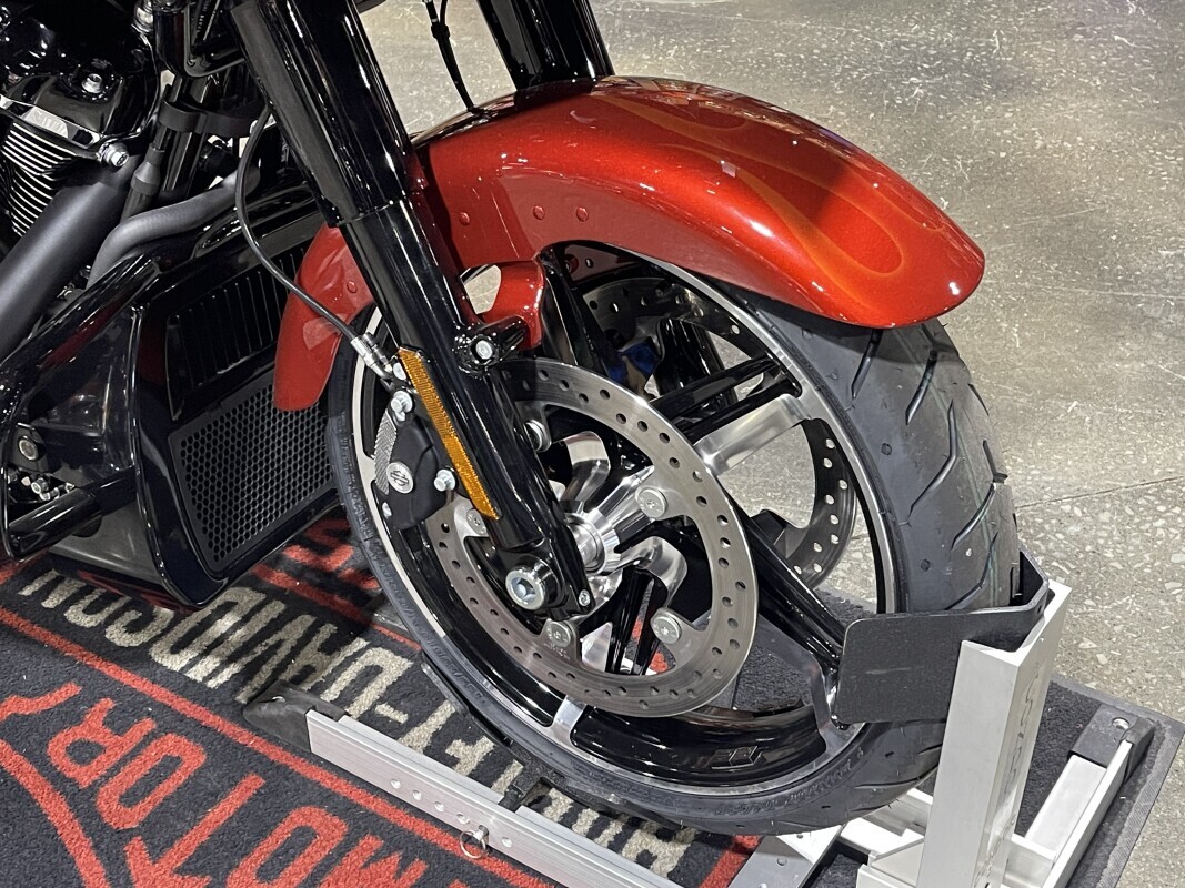 Harley-Davidson Road Glide 2025 FLTRX WHISKEY FIRSTORM - Photo 2