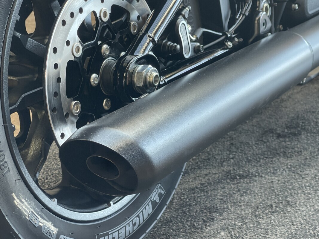 Harley-Davidson Low Rider S 2025 FXLRS VIVID BLACK - Photo 7