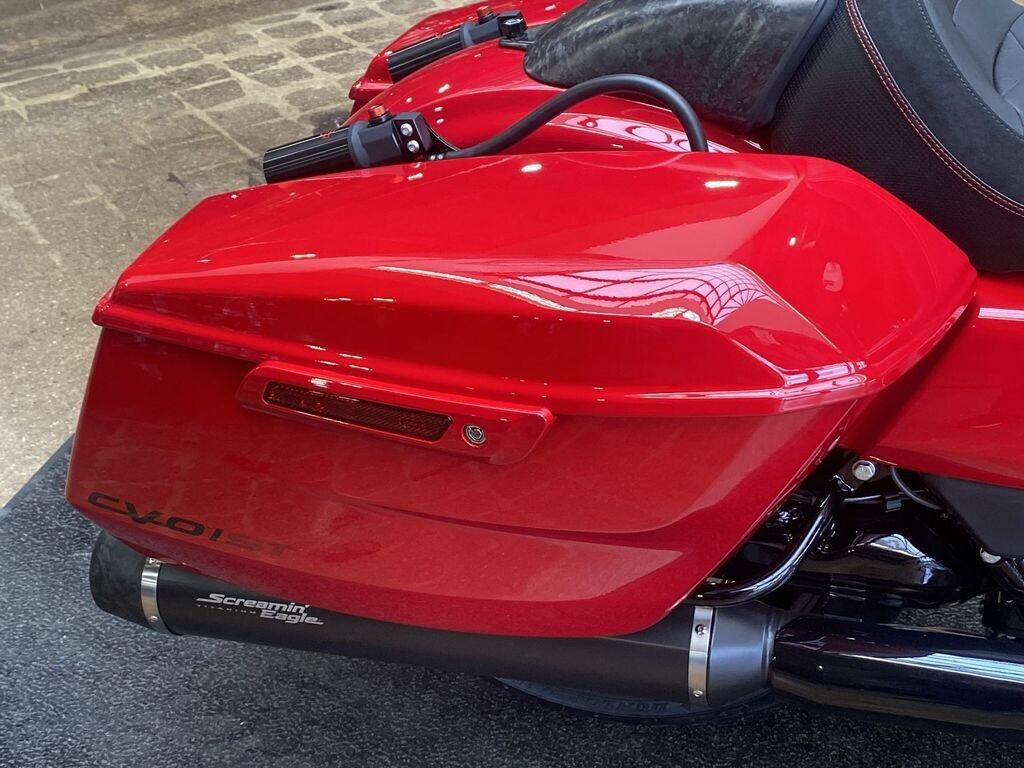 Harley-Davidson CVO Road Glide ST 2025 FLTRXSTSE RALLY RED - Photo 6