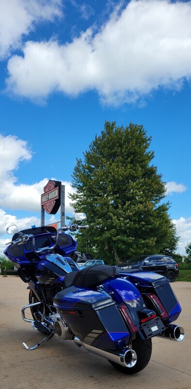 Harley-Davidson CVO Road Glide 2025 FLTRXSE BLUE STREAK - Photo 5