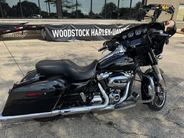 Harley-Davidson Street Glide Special 2017 FLHXS BLACK - Photo 2