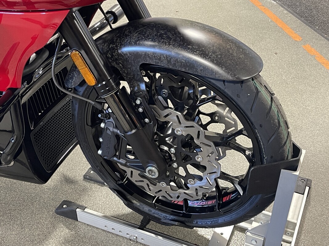 Harley-Davidson CVO Road Glide ST 2025 FLTRXSTSE RALLY RED - Photo 2