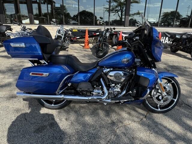 Harley-Davidson Street Glide Ultra 2025 FLHXU BLUE BURST - Photo 2