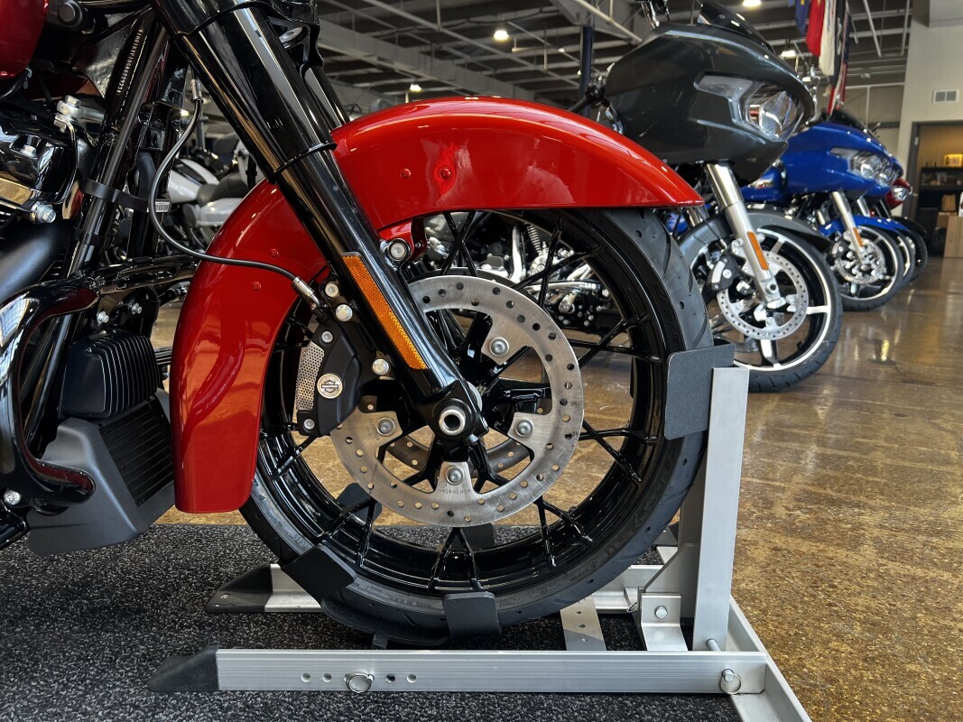 Harley-Davidson Road King Special 2025 FLHRXS WHISKEY FIRE - Photo 2