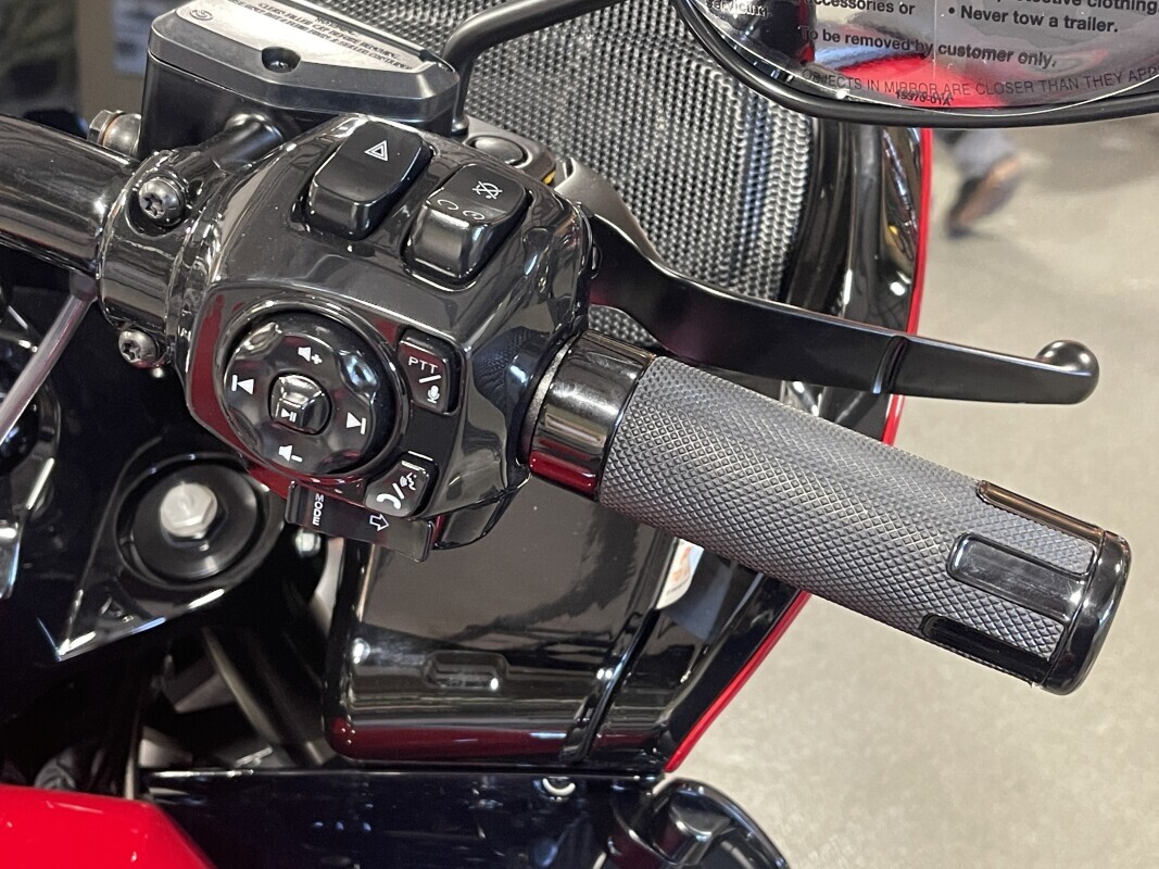 Harley-Davidson CVO Road Glide ST 2025 FLTRXSTSE RALLY RED - Photo 3