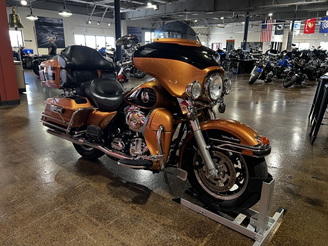 FLHTCU 2000 Electra Glide Ultra Classic