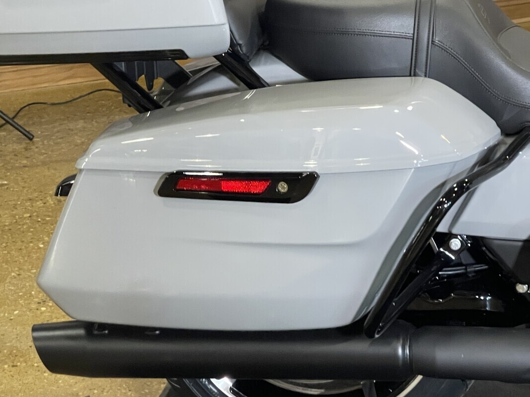 Harley-Davidson Street Glide Ultra 2025 FLHXU BILLIARD GRAY - Photo 6